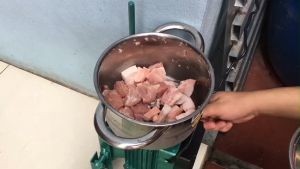 Máy xay thịt đa năng- động cơ mô tơ công suất 750w ( tặng đánh ruốc)