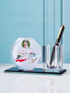 Creative Character Inspired Crystal Desk Decoration Ideal as Back-To-School Gift Birthday Present Motivational Studying Effort Helper