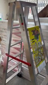 100% Product Malaysia Heavy Duty Foldable Aluminium Ladder Double Sided Ladder / Single Sided Ladder