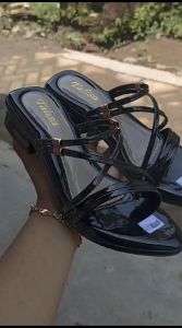 Talisa Shoess: Sandal Heels Wanita 3cm & Kekinian