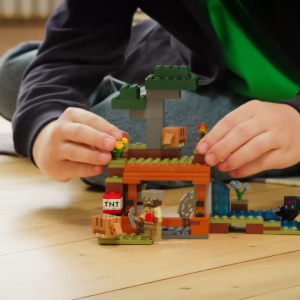 LEGO Minecraft 21269 The Armadillo Mine Expedition (247 Pieces)