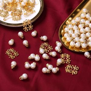 Mini Pendant Gold Chinese Character Lucky Symbol Small Metal Decoration Gift Box Ornament Fashionable Jewelry Accessory