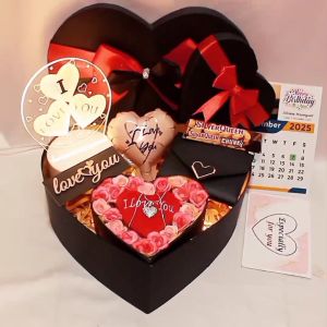 Gift Box Love Romantis: Hadiah Kado Aesthetic untuk Momen Spesial