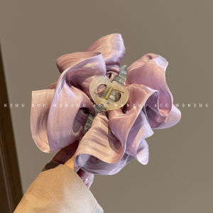 WENZHU | Pearlescent Fabric Atmophere Clip