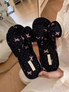 Dép Nữ Mùa Hè 2024 Dép Lười Mềm Thấm Hút Ấm Áp Cho Phòng Ngủ PVC Đế Mềm Cho Mọi Mùa Dép Lười Thắt Nút Bướm Cho Phòng Ngủ