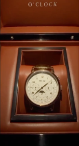 Bui Bui OClock | Moon phase automatic watch with Premium wooden box