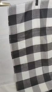 ALAS PIKNIK HITAM PUTIH KOTAK BESAR KECIL KAIN TIKAR KAIN MEJA