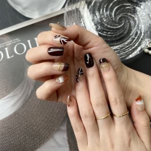 Hesasa Hand-Painted Design Short Wearing Nail Art Pure Handmade Snow Peak Mocha Cold Wind Minimalist Style Nail Tips False Nails