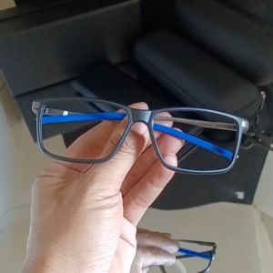 Kacamata Sporty Photocromic Pria Full Rim Anti Radiasi Warna Arang Ukuran M