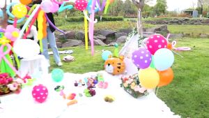 ลูกโป่งยาวไส้ไก่ สีพาสเทล ลูกโป่งสีมาการอง ไส้เป็ด ไส้ไก่ งาน นน 1.8 กรัม