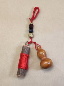 Wild Peach Tree Souvenir Personal Safety Charm Baby Comforter Handcrafted Wood Carving Lucky Charm Vintage Style Home Decor