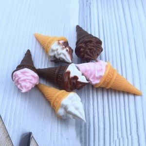 Miniature Dollhouse Accessories DIY Scene Model Simulation Ice Cream Static Model for Childrens Playhouse Home Life Scenarios