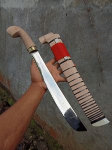 golok khas Banten bilah model kembang kacang