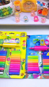 Đất Nặn tạo hình 24 màu Gstar GS24 có khuôn tạo hình và cây lăn chất liệu an toàn cho trẻ em