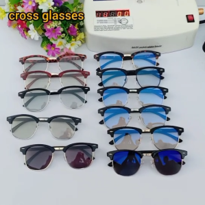 แว่นสายตาสั้น-0.50ถึง-4.0 และสายตาปกติ เลนส์บลูฯออโต้ ออกแดดเปลี่ยนสี ทรง clubmaster รหัส BCGS54