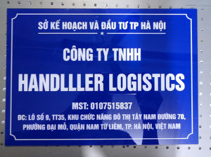 Biển Công Ty Thiết Kế Theo Yêu Cầu Vật Liệu Mica In UV Ngược Chống Phai Màu.