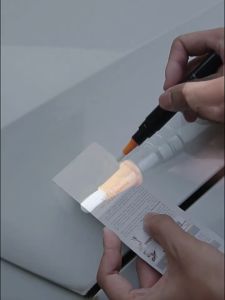 Car High Gloss Paint Touch Up Pen Cars Scratch Repair Pen Filler Remover Tyre Paint Marker Auto Styling Scratch Repair Care Tool