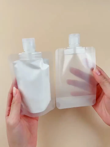 ซองแบ่งครีม แถมฟรี‼️สติ๊กเกอร์ ซองแบ่งครีมพกพา (30ml./50ml./100ml.) มีฝาเปิด-ปิด