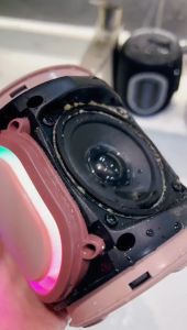 SODLK T13 ลำโพงบลูทูธพกพา 15W พร้อมไฟ LED ปลั๊ก Universal กันน้ำ IPX7 ความถี่ 100Hz-20kHz