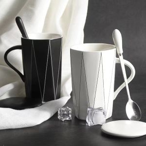 Minimalist Ceramic Mug with Lid And Spoon for Drinking Water High End Coffee Office Use Mens Water Cup Couples Home Use