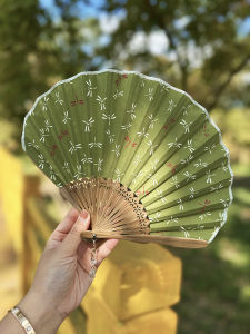 Quạt Lông Cừu Nhỏ Tay Cầm Hình Con Ong Sáng Tạo Của Zhimue Quạt Vỏ Sò Phong Cách Nhật Bản Quạt Lông Cừu Cotton Lanh Quạt Lông Cừu Thủ Công