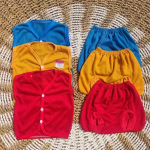 18 Pcs Paket Ekonomis Baju dan Celana 0-3 Bulan Seri Merah Kubus Biru