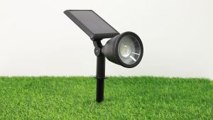 สปอตไลท์ LED พลังงานแสงอาทิตย์โคมไฟลานสวนลานไฟภายนอกอาคาร LP65ไฟกันน้ำควบคุมด้วยเซ็นเซอร์แสงกลางแจ้ง