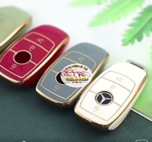Ốp bảo vệ chìa khóa xe Mercedes C200 E200 C250 350 450 Kèm móc khóa nhựa mềm TPU tráng gương.