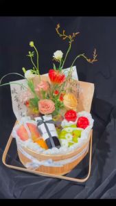 FESTIVE BASKET Flower Box Surprise Delivery Box Gift Box Love Shape Box Love Flower Florist Box Kotak Bunga