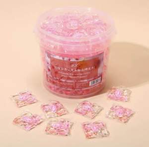 laundry capsule/ laundry detergent / capsule detergent/ washing soap / clothing pod/ laundry pod/ detergent pod