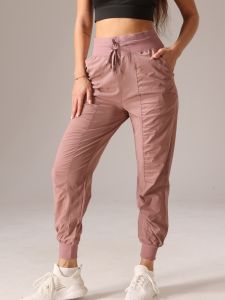 กางเกงจ๊อกกิ้งกีฬาวิ่งเส้นใย ผู้หญิงโรงยิม กระเป๋าทั้งสองด้าน แห้งเร็ว