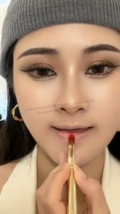 แปรงทาประหยัดลิปทรงปากสวย/Homequality.TH/ทำมาจากสแตนเลส