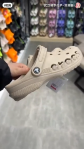 mens and womens breathable beach slippers sandals with ecobag