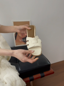 YOTO French Style Sandals For Women Leather Cross Strap Outside Summer Comfy Flats Slip-On