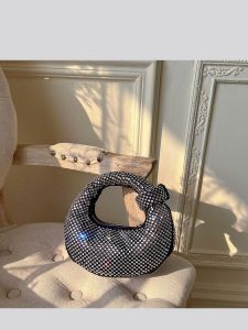 กระเป๋าถือทรงหมูปิ้งประดับเพชร UGALS Mini Cloud Shiny Water Diamond Moon Dumpling Bag Evening Diamond Pillow Handbag