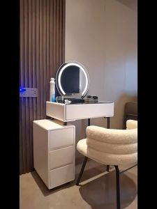 The Ultimate Guide to LED Makeup Mirrors & Smart Aesthetic Dressing Mirrors