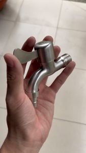Củ Vòi Hồ Lạnh inox 304 Kiểu Dáng Nhỏ Gọn Dễ Dàng Sử Dụng Chống Gỉ Sét bền Bỉ Theo Thời Gian.