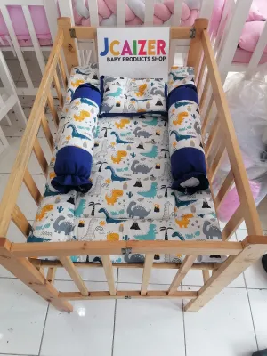Wooden Crib w/ Comforter & Pillow Set