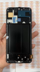 Màn hình thay cho Samsung A70 Oled phôi to
