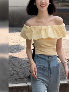 Áo thun nữ BINKAFENNY tay ngắn màu vàng xếp ly vai ôm eo cổ chữ V