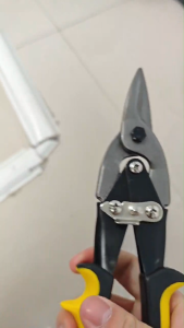 10-Inch Multi-Purpose Aviation Scissors Straight Shears Thickened Serrated Forged Blades Easily Cut Stainless Steel With Safety Lock