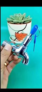 Vòi nước có khoá nước bằng chìa khoá vòi hồ chống trộm dùng chìa khoá mở nước tiện lợi