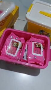 Thùng 10 gói Khăn Giấy Ướt Gấu Dâu tặng kèm thùng nhựa- Khăn ướt gấu dâu siêu xinh Khăn Giấy Ướt Dùng Trong Gia Đình Khăn Ướt An Toàn Cho Da Nhạy Cảm - Lazada