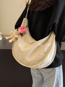 Korean Style Large Capacity Casual Dumpling Shaped Shoulder Bag for Women Summer New Fashion Nylon Commuter Bag