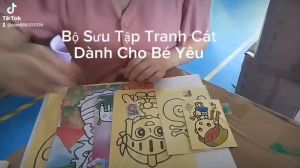 Tranh cát nền vàng nền màu tặng kèm cát màu  nhiều size nhiều mẫu - Smart Baby ( MẪU NGẪU NHIÊN )