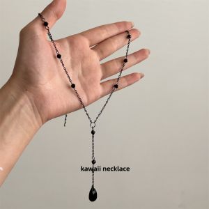 Gothic Style Waterdrop Pendant Necklace Simple Dark Series Tassel Choker Versatile Clavicle Chain Womens Fashion Jewelry