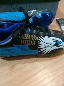 KIDZTUBS Sepatu Sepak Bola Anak Laki Laki Usia 4 -12 Tahun PAUD TK SD Nomor Size 28 29 30 31 32 33 34 35 36 37 KIDZTUBS 1539110624
