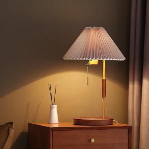 MEISITEKEKE | Wireless Charging Vintage Designer Table Lamp