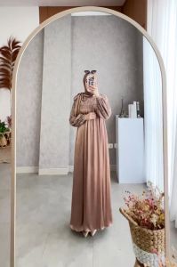 yumna maxy dress wanita muslim import premium / gamis wanita terbaru kekinian / baju lebaran remaja cewek / baju muslim wanita dewasa terbaru elegan mewah / gamis wanita dewasa crinkle / gamis terbaru lebaran / dress korean style