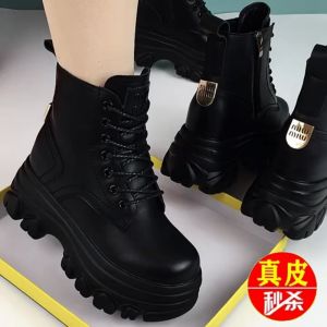Womens Martin Boots Thick Bottom Platform Heightening Short Boots British Style Winter Warm Ankle Boots round Toe Zipper Closure
